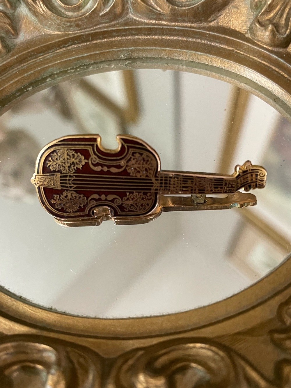 1985 Metropolitan Museum of Art (MMA)  Gold & Dark Red Violin Brooch - Vintage